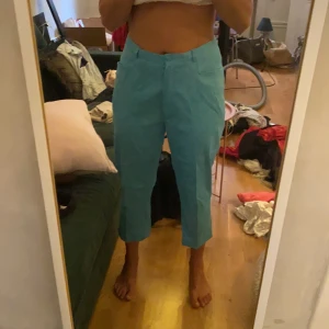 Blåa 🐍 byxor  - Fejk inte riktigt orm skinn utan bomull 