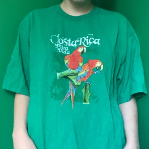 Oversize tshirt - Super snygg oversize tshirt med roligt tryck. Köparen står för frakten 