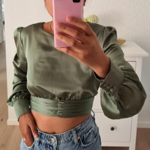 strl XS - Topp från Bikbok strl XS😊 använda en gång 