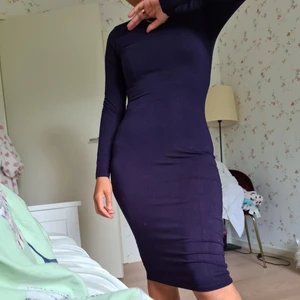 XS S - Klänning i bar skick 