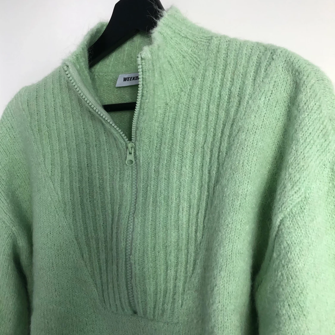 Stickad tröja  - 91