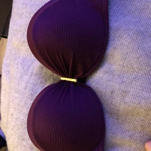 Bikini topp  - Ny skick ändast provad 