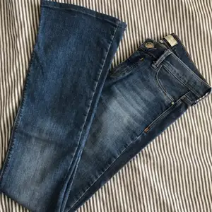 Boot cut regular jeans från River Island 