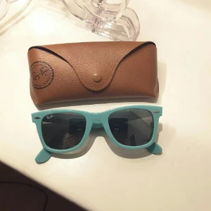  - Ray Bans som aldrig används 