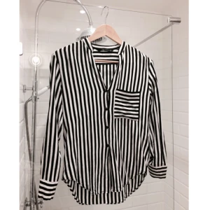  - Randig skjorta från zara