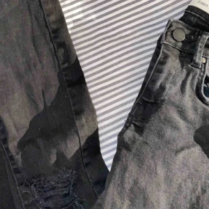  - ”Emma” byxor från Gina. Knappt använda, fint skick🤩🥰