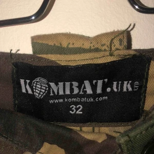  - Strl 32. Knappt använd. Priset inkluderar frakt! 