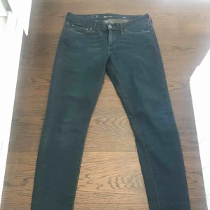  - Levis jeans som nya ! Hämta i Göteborg (41464) eller jag kan skicka och matlagare betslar porto 