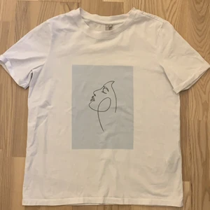Trendig tshirt - Aldrig använd