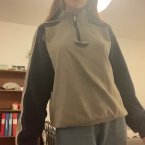 Mysig Champion zip-up - Supermysig och snygg tröja från champion! 