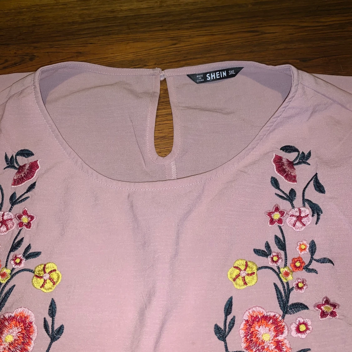 Embroided pink blouse never worn - 91