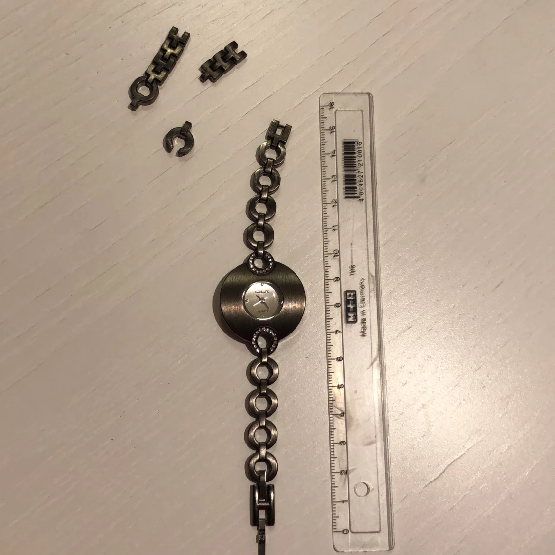 Armbandsklocka  - 90