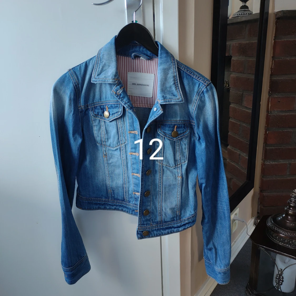 Märkeskläder i bra skick  - 91