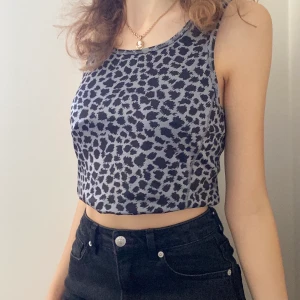 Fint sportlinne 🤎 - Fint sportlinne! Passar mig som är strlk S! Köpare betalar frakt <3