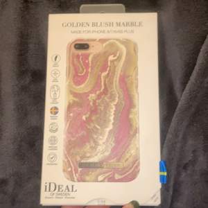 Oöppnad ideal of Sweden skal för Iphone 8/7/6/6S Plus heter ”Golden Blush Marble”