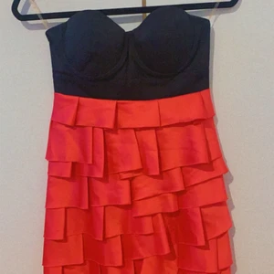 Lipsy dress 💖 - Super fint klänning från Lipsy london💖 använd endast en gång, skriva för mer bilder 💖kom med bud vid intresse 😃