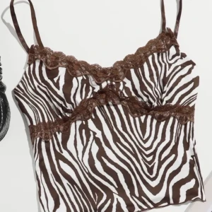 Fint linne från SHEIN  - Fint linne köpt på SHEIN. Fint skick . Endast andvänd ca 5 ggr. Buda i kommentarerna! HÖGSTA BUD: 90