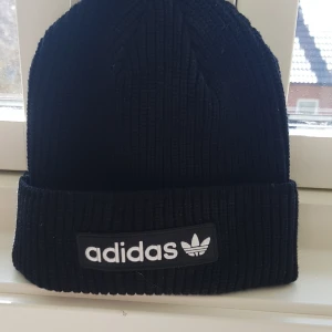 Adidas mössa - Aldrig använd