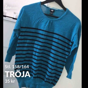  - Glittrig tröja, stl. 158-164, 35kr + frakt🛍