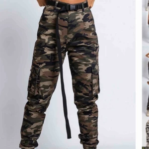 Camoflagebyxor Madlady - Camouflagebyxor från Madlady i storlek M . Inte så mycket använda . Normala i storleken 😄 Köparen står för frakten📦