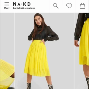  - En superfin kjol från nakd som tyvärr aldrig kommit till användning. Nypris: 400kr  Jag e vanligtvis en S men xxs passade mig iaf, det är resår i midjan vilket gör att den kan passa olika storlekar. 