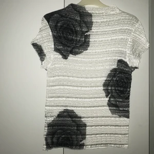 Topp - Blus / topp. Aldrig använd.