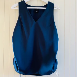 Linne - Ballaste linnet i stan! 😎 storlek S, i gott skick✨