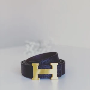 Skärp - Snyggaste skärpet i stan är 3cm brett och 105cm långt. FLÄSH 😎