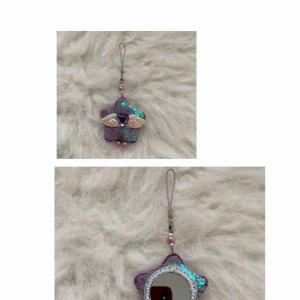  - Spegel hängsmycke, finns i Odenplan Stockholm, 10kr för porto. 