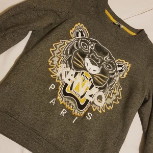  - Säljer en äkta kenzo tröja i storlek S  Använd några gånger  