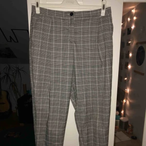  - Sjukt sköna byxor från Monki. Köparen står för frakten, kan mötas upp i Lund 