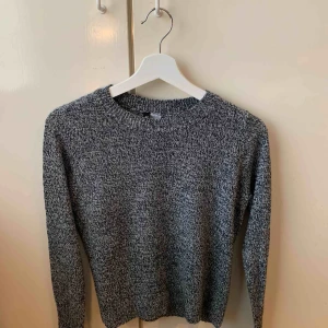  - Stickad fin tröja! Använd fåtal gånger