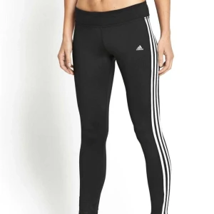  - Adidas byxor, bra skick, endast prövade