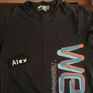 WESC T-shirt 3D Print Använd Priset är ej satt i sten. Möjlighet för meetup i Stockholm och kan skickas på köparens bekostnad. Om mer bilder önskas, skicka ett PM :)