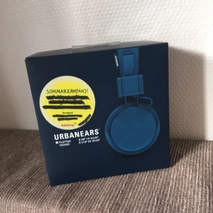  - Helt nya och oöppnade UrbanEars säljes. Finns att hämta i Uppsala alternativt post. Kram Anna 