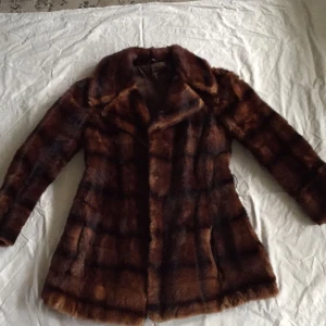  - Päls i mink tror jag vintage passar stl M