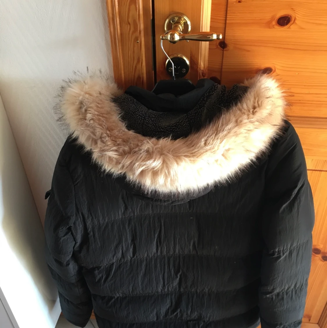 Svart vinter jacka  - 90