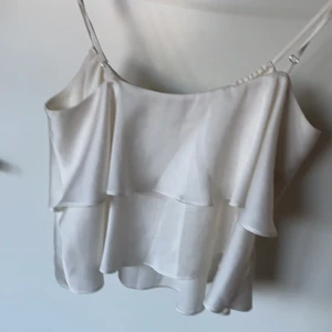 Linne - Storlek 38, men liten i storleken, skulle säga att den sitter som en Xs/S