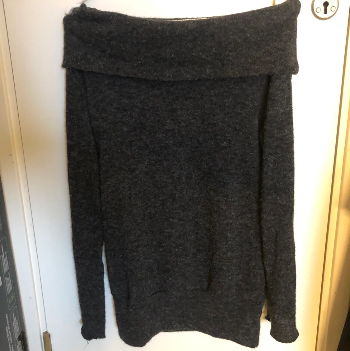 Stickad offshoulder S