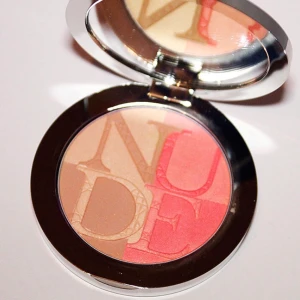 Smink  - Aldrig använt! ❤️ från dior💕 säljer för ja har ingen användning av den ❤️