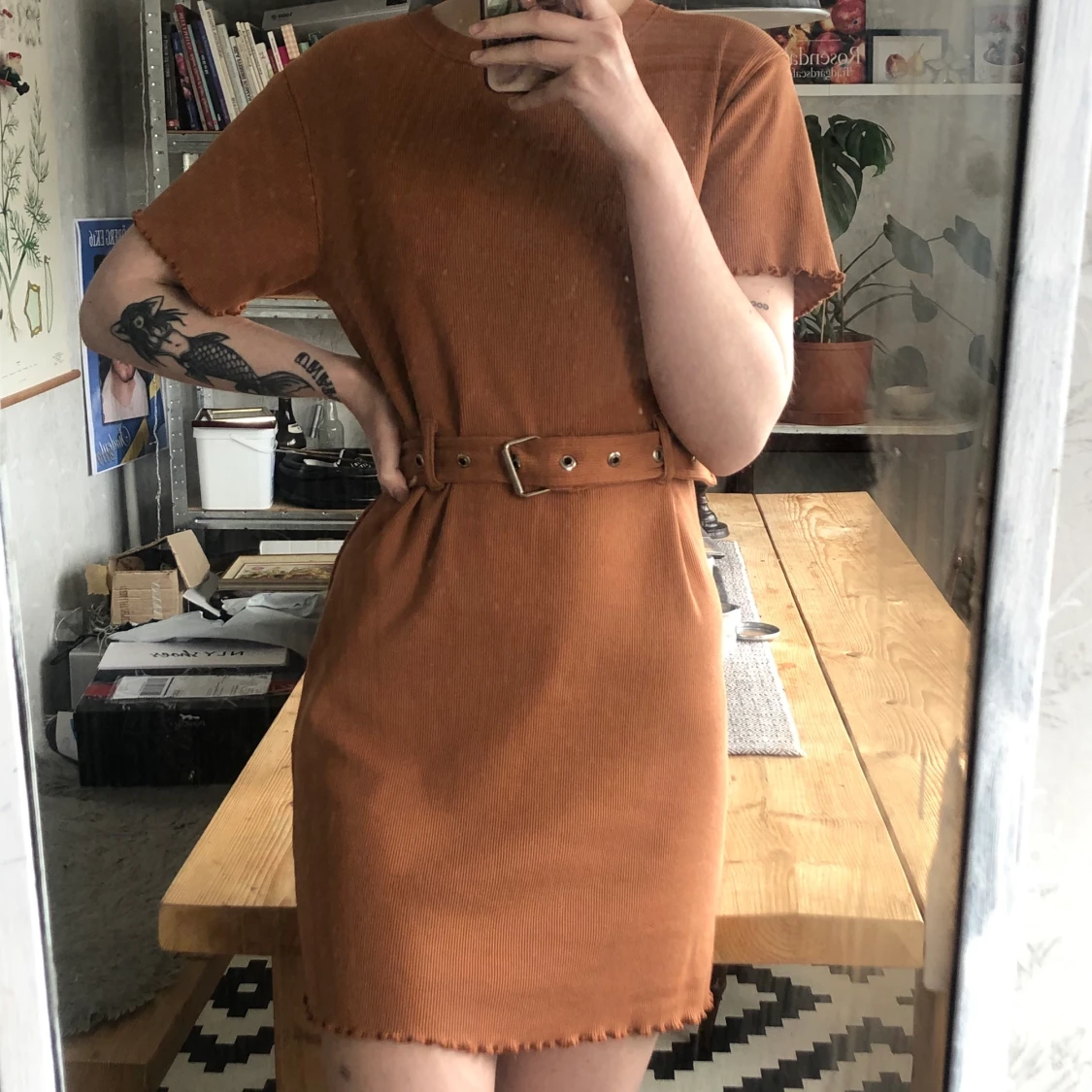 sjukt fin bältesklänning! - 91