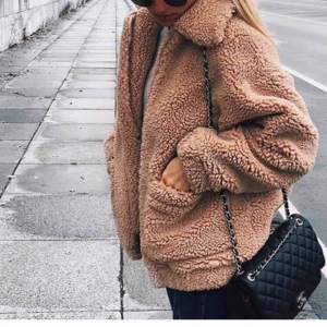 Teddyjacka - Teddy jacka från sunifty! Jätte mysig och varm.