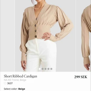  - Snygg beige tröja från nakd. Måttligt använd.