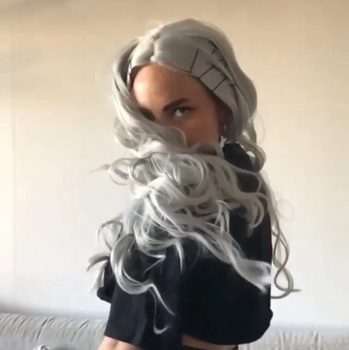 Silverblond frontlace wig - 90