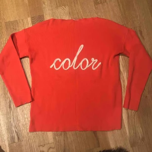  - Stickad tröja från Promod. Knappt använd. Köparen står för frakt 