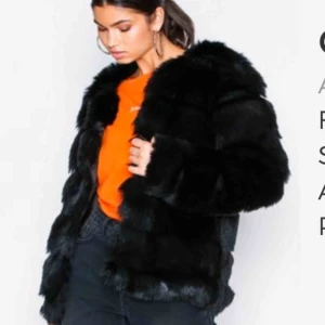  - Köpt på nelly.com, nypris 1699kr  Frakt tillkommer