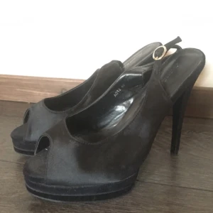  - Snygga skor i bra skick! :)