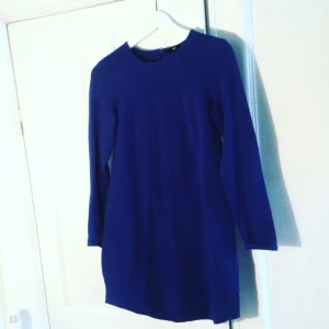  - Klänning från Hm, strl xs men är som en M, 