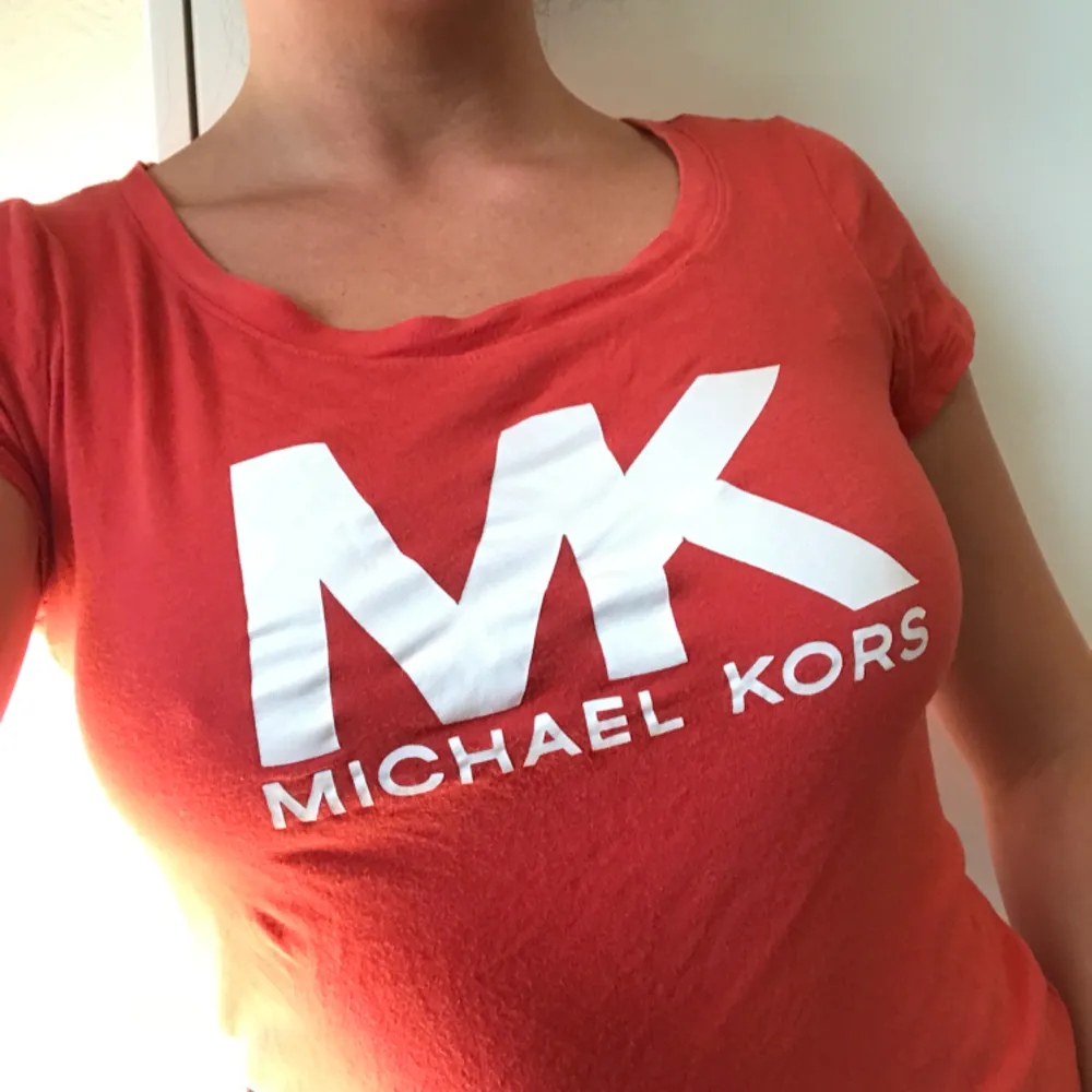 Michael Kors T-shirt . T-shirts.