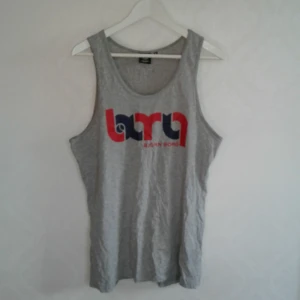  - Oanvänt Björn Borg linne i nyskick! Pris 40kr, kan skickas om köparen står för frakt. Betalas med swish🎉